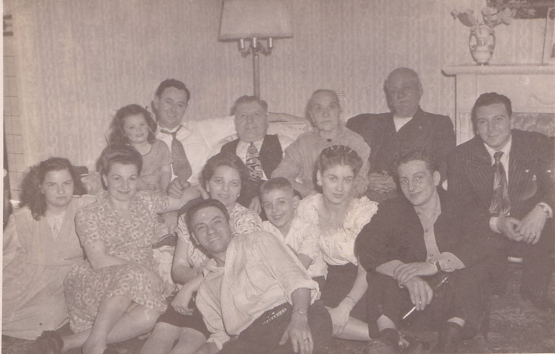 Amy, Mary, Carlo, Dora, Rosa, "Chich" & John