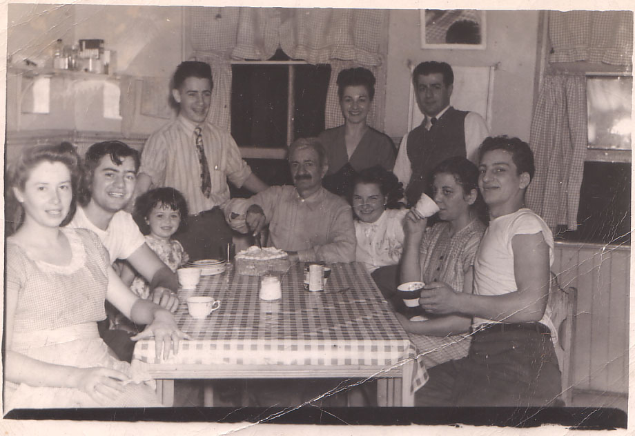 Frankie, Dot, Joanne, Joe, James, Mary, Tony, Emilia, Dora & Jerry