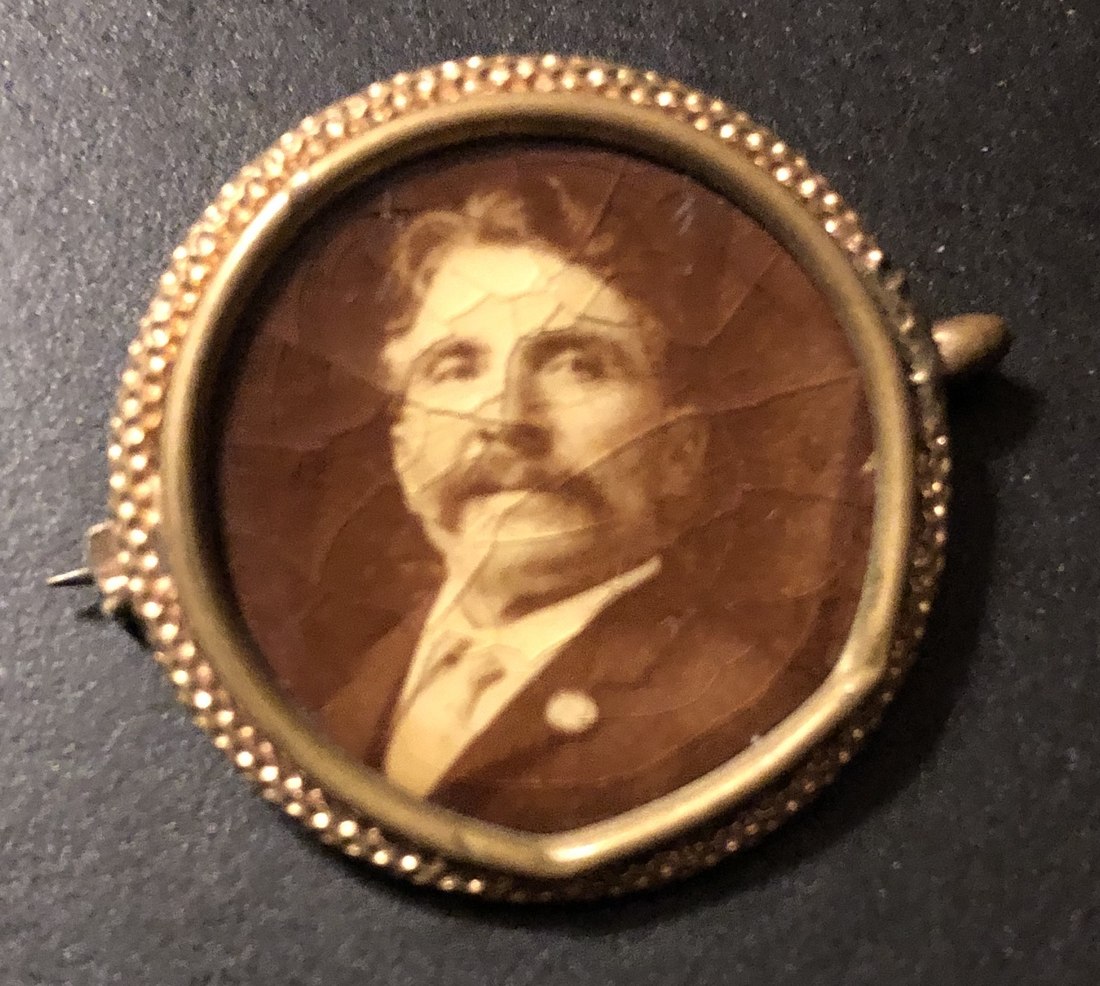 Michele Libretti, 1857–1920 — mourning brooch