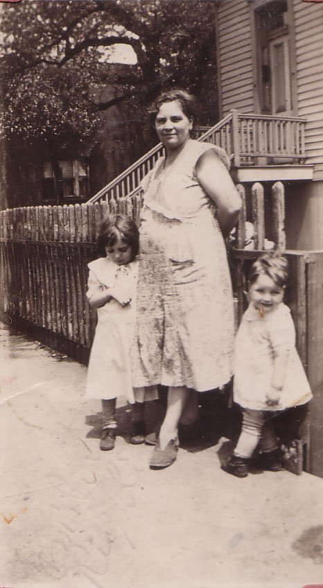 Rose, Josephine & Amelia, 1935